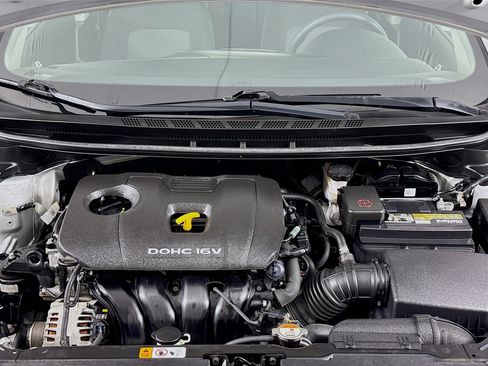 Used 2018 Kia Forte LX image 14