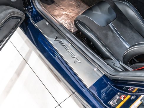Used 2016 Dodge Viper ACR RWD image 61