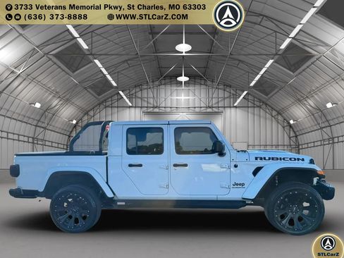 Used 2020 Jeep Gladiator Rubicon AWD/4WD image 6