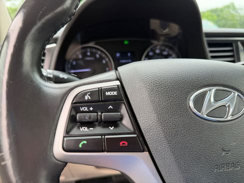 Used 2018 Hyundai Elantra Value Edition w/ Winter Weather Package FWD image 23