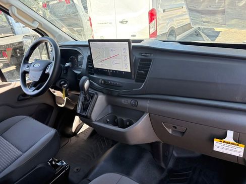 New 2025 Ford Transit 250 148 Medium Roof Extended AWD image 30