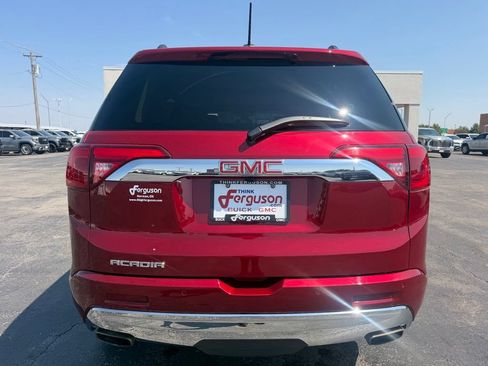 Used 2019 GMC Acadia Denali w/ Technology Package FWD image 13