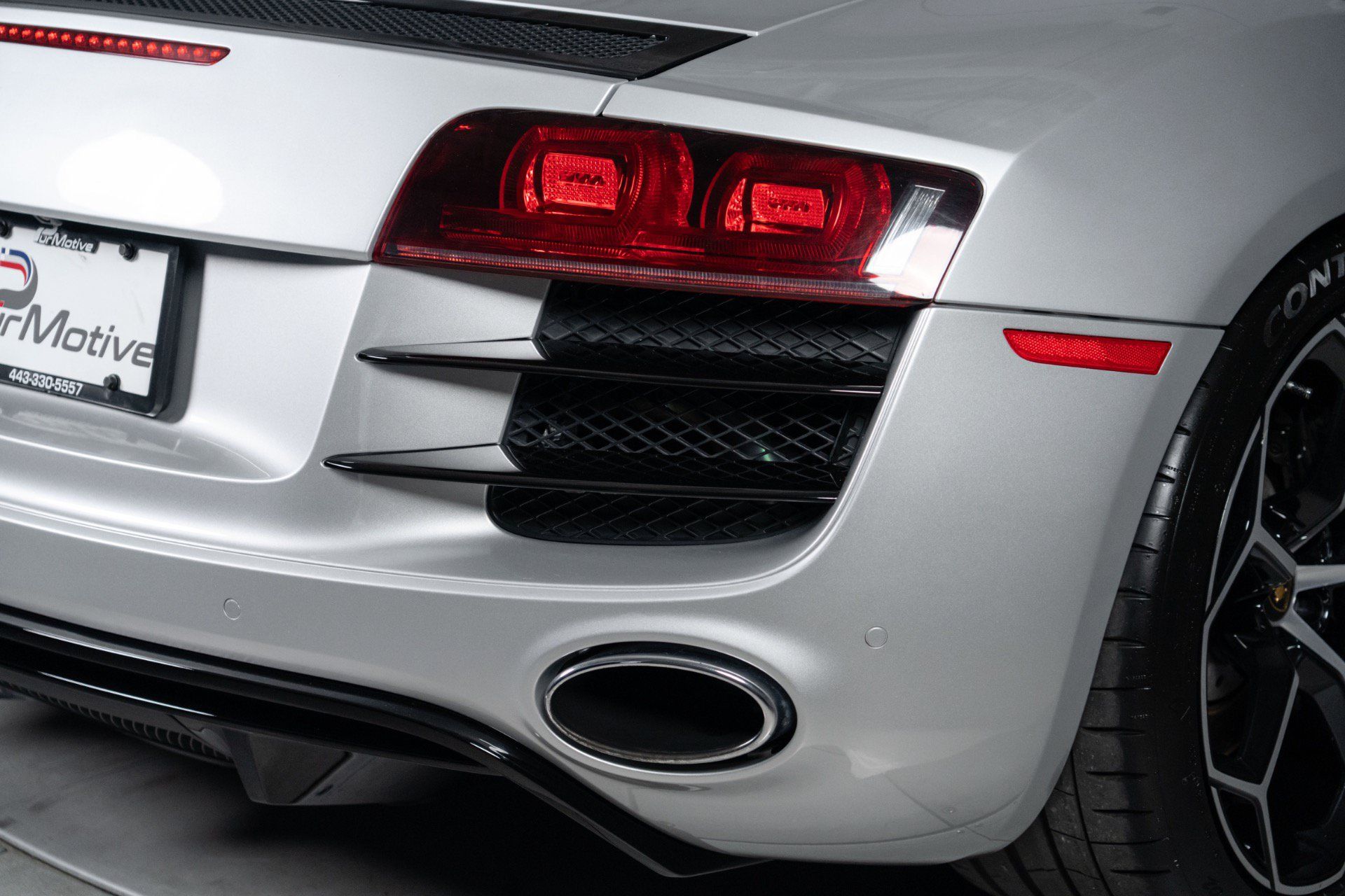 Used 2012 Audi R8 V10 AWD/4WD image 25