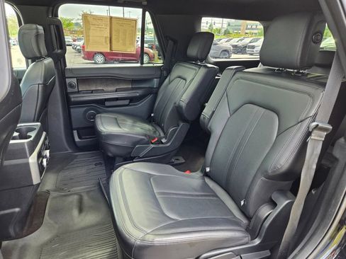 Used 2020 Ford Expedition Limited w/ Equipment Group 302A AWD/4WD image 29