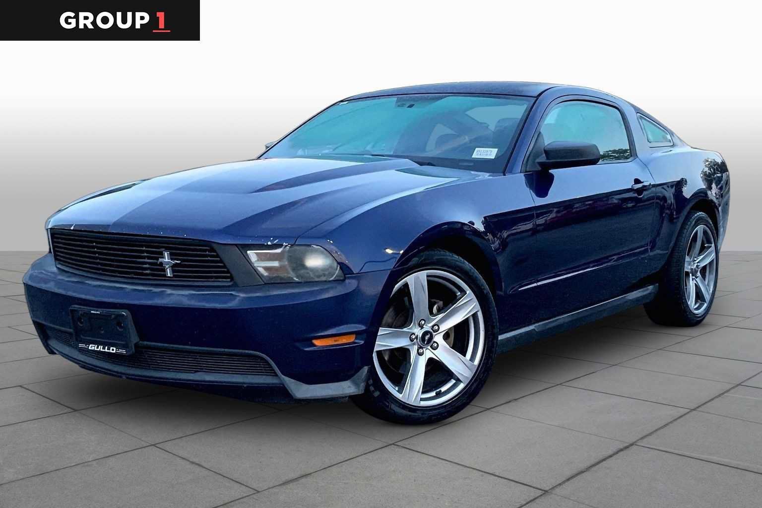Used 2011 Ford Mustang Coupe w/ 101A Rapid Spec Order Code RWD image 1
