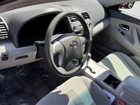 Used 2008 Toyota Camry LE FWD image 11