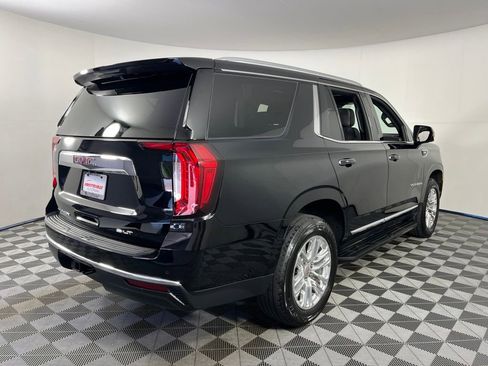Used 2022 GMC Yukon SLT w/ SLT Premium Package AWD/4WD image 17
