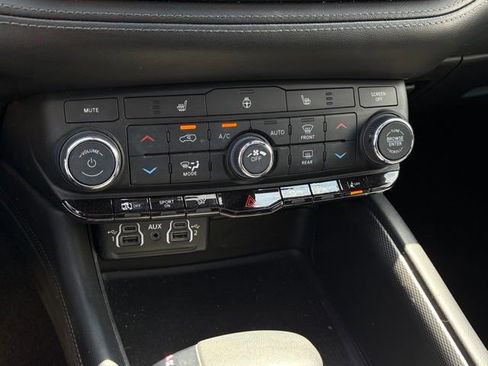 Certified 2022 Dodge Durango GT image 22