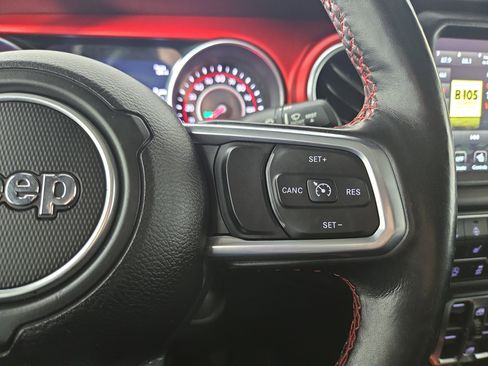 Certified 2020 Jeep Gladiator Rubicon image 17