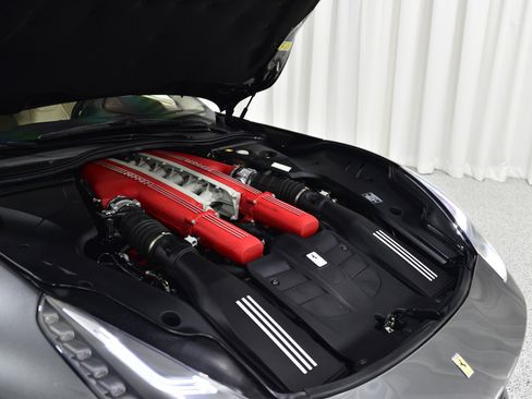 Used 2015 Ferrari F12 Berlinetta image 36