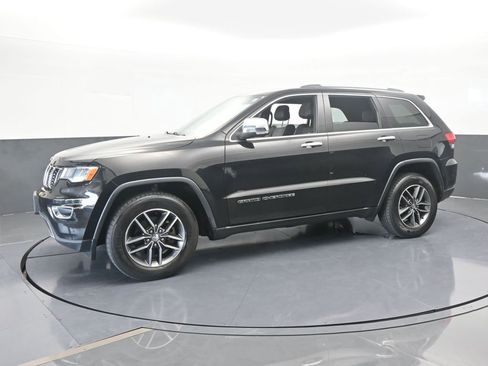 Used 2018 Jeep Grand Cherokee Limited image 2