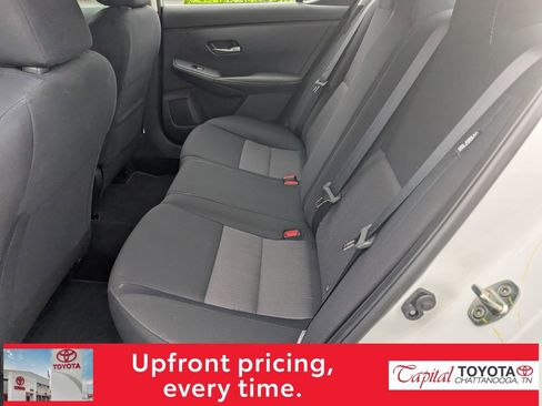 Used 2023 Nissan Sentra SV FWD image 11