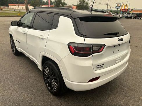 Used 2024 Jeep Compass Limited w/ High Altitude Package AWD/4WD image 6