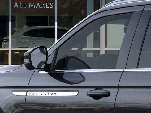 New 2025 Lincoln Navigator Reserve image 20