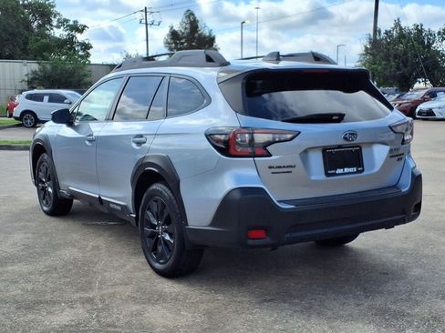 Used 2023 Subaru Outback Onyx Edition XT AWD/4WD image 2