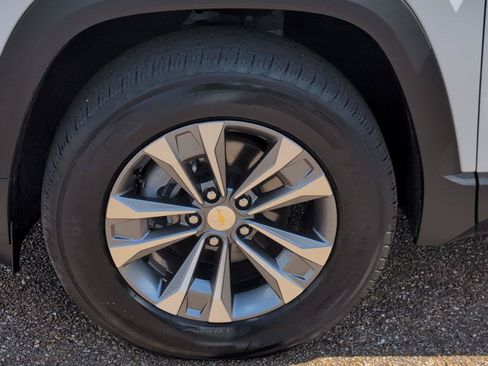 Used 2025 Chevrolet Equinox LT w/ Convenience Package II FWD image 10