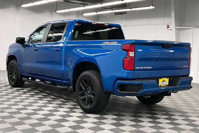 Used 2024 Chevrolet Silverado 1500 RST w/ Protection Package AWD/4WD image 2