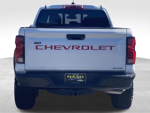 Used 2024 Chevrolet Colorado ZR2 w/ Technology Package image 4