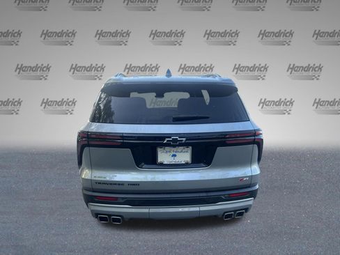 Used 2025 Chevrolet Traverse Z71 w/ Enhanced Driving Package AWD/4WD image 9