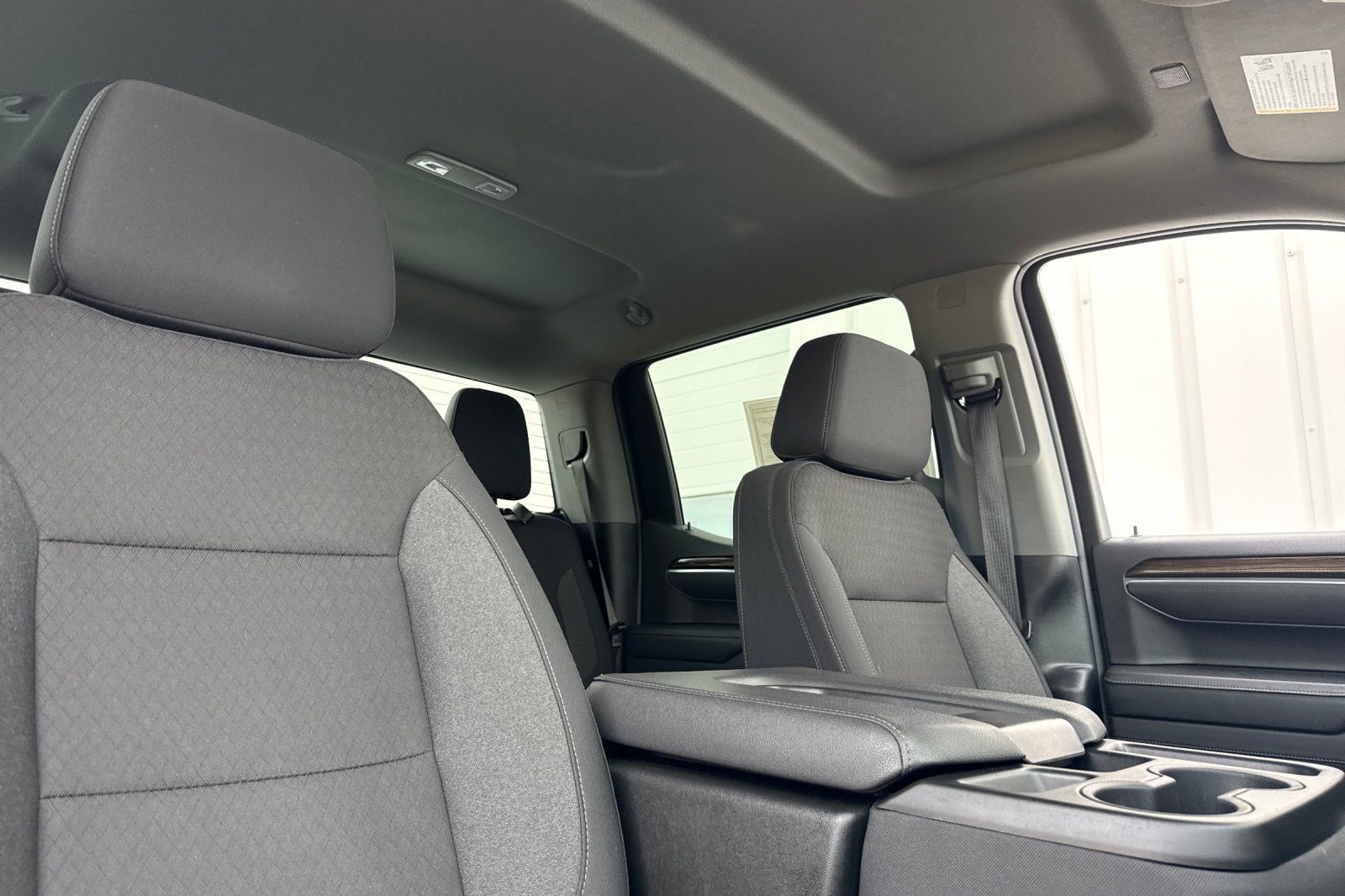 Used 2025 Chevrolet Silverado 1500 LT AWD/4WD image 13
