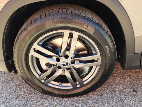 New 2025 Mercedes-Benz GLA 250 GLA 250 image 11