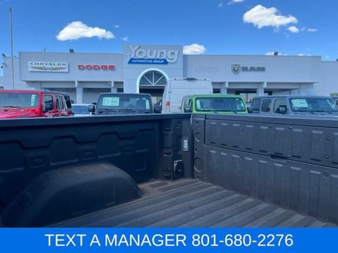 Used 2025 GMC Sierra 1500 Elevation w/ Elevation Premium Package AWD/4WD image 36