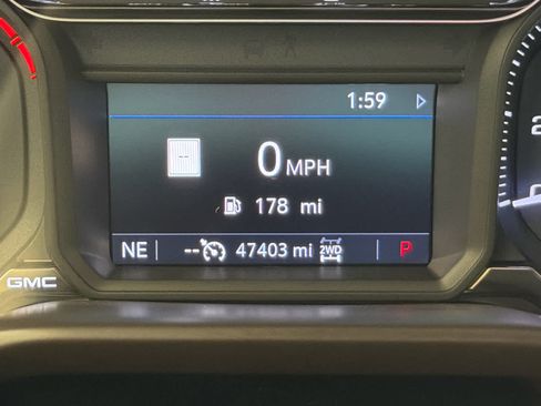 Used 2019 GMC Sierra 1500 SLT w/ SLT Premium Plus Package AWD/4WD image 40