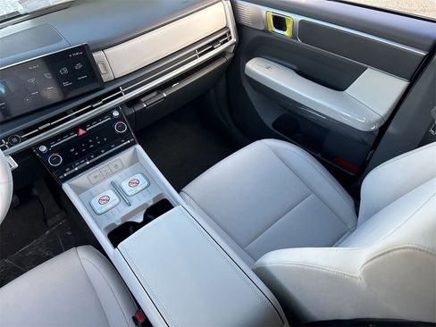 New 2026 Hyundai Santa Fe SE image 15