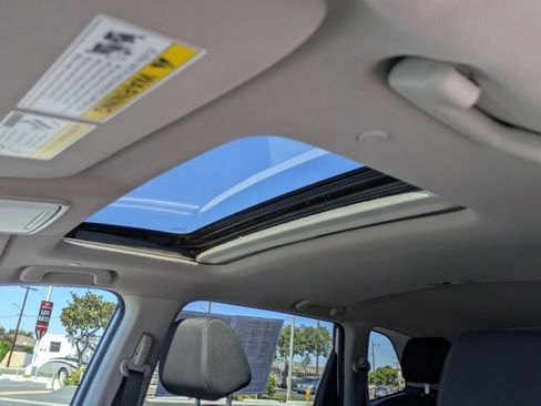 Used 2024 Honda CR-V EX image 19