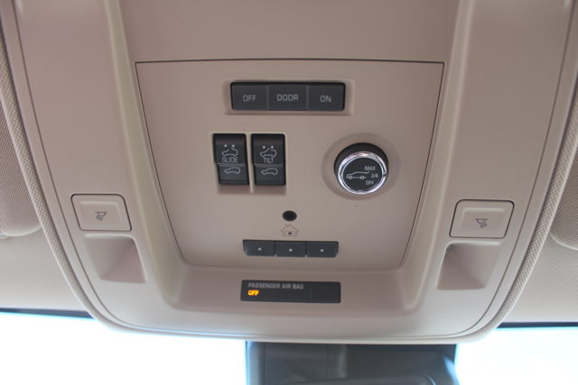 Used 2018 GMC Yukon Denali w/ Denali Ultimate Package AWD/4WD image 35