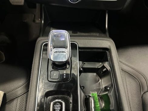 Used 2025 Volvo XC90 B6 Plus AWD/4WD image 24
