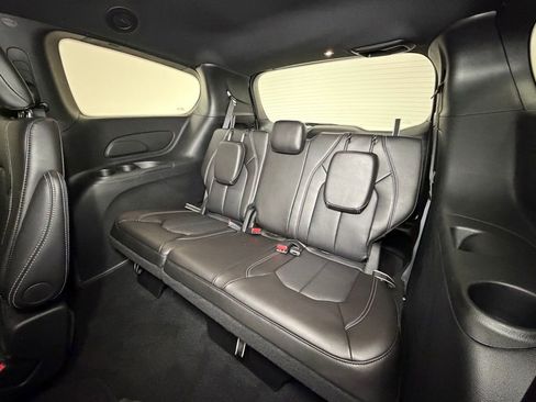 New 2026 Chrysler Pacifica Select image 6