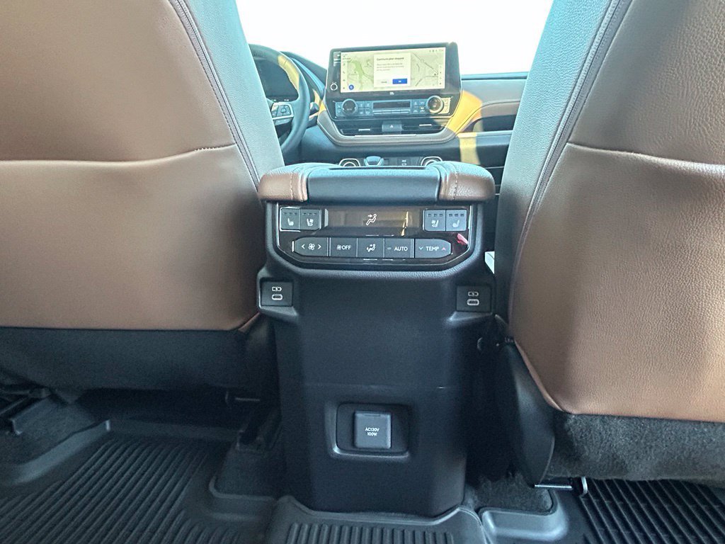 Used 2026 Toyota Grand Highlander AWD image 27