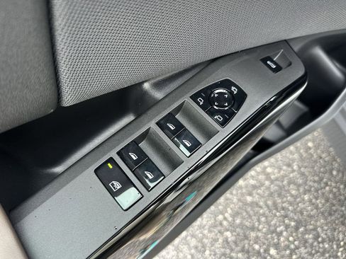 New 2026 BMW X3 xDrive30 w/ Convenience Package image 17