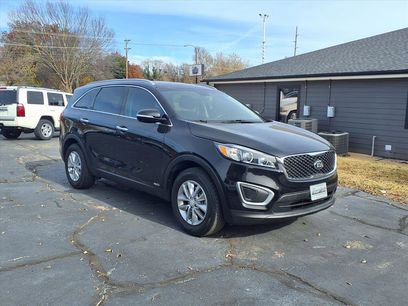 Used 2017 Kia Sorento LX w/ LX Convenience Package