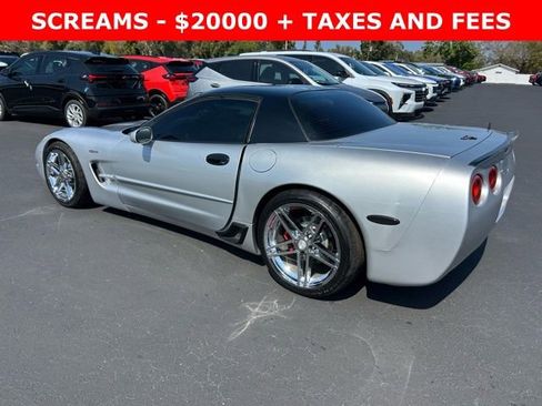 Used 2002 Chevrolet Corvette Z06 w/ Memory Pkg image 4