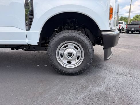 New 2026 Ford F250 XL AWD/4WD image 12