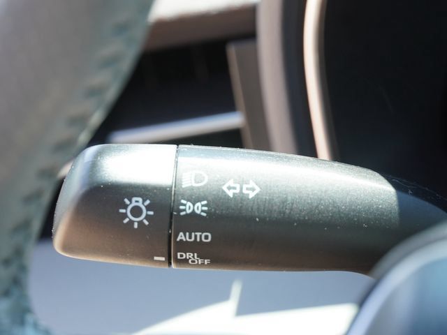 Used 2020 Toyota Avalon Limited w/ Advanced Safety Package FWD image 32