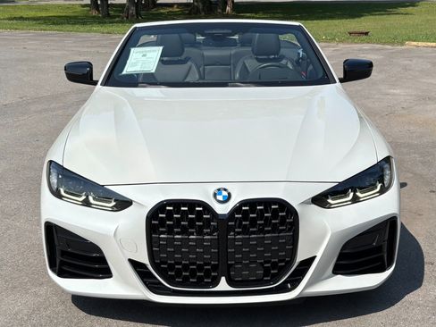 Used 2022 BMW M440i Convertible RWD image 6
