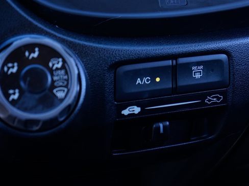 Used 2012 Honda Fit image 28