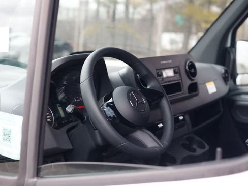New 2025 Mercedes-Benz Sprinter 2500 image 11