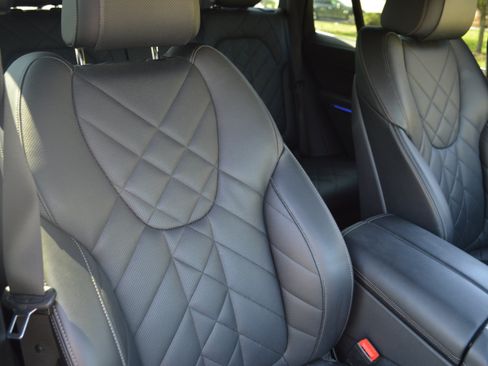 Used 2024 BMW X5 sDrive40i w/ Premium Package RWD image 33