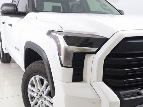 Used 2024 Toyota Tundra SR5 w/ SR5 Convenience Package image 15