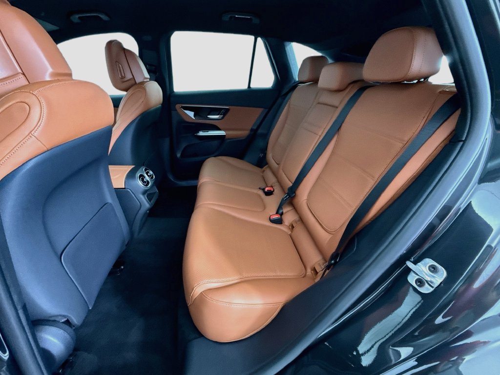 Certified 2026 Mercedes-Benz GLC 300 4MATIC image 18