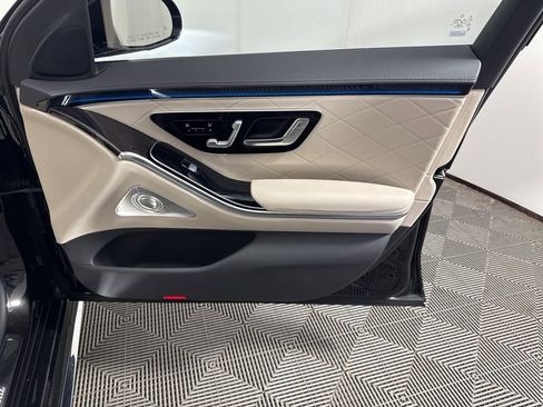 Certified 2022 Mercedes-Benz S 580 4MATIC Sedan image 13