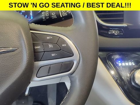 Used 2023 Chrysler Voyager LX FWD image 15