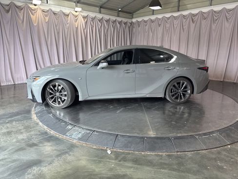 Used 2024 Lexus IS 350 F Sport RWD image 7