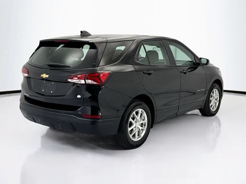 Used 2023 Chevrolet Equinox LS FWD image 5