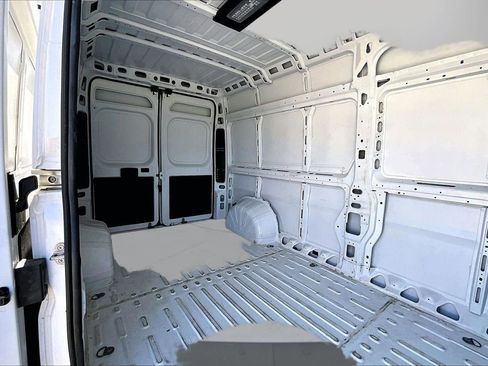Used 2024 RAM ProMaster 2500 w/ Convenience Group FWD image 22