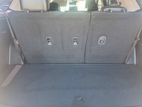Used 2021 Hyundai Palisade SEL FWD image 11